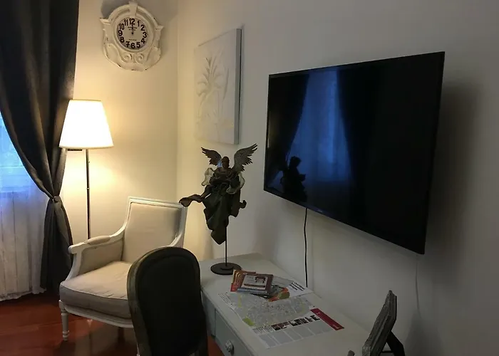 לינה וארוחת בוקר Lame 87 בולוניה